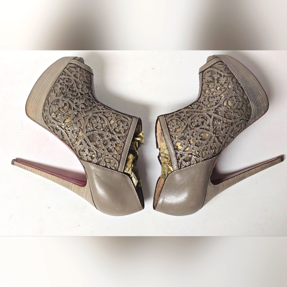 Christian Louboutin Brown Laser-Cut Leather Pampas 150 Peep Toe Ankle Boots Size - Picture 8 of 9